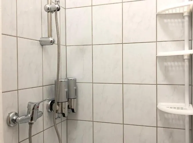 New, Bright Near The Metro! * Vienna